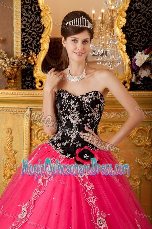 Cinderella Appliqued Hot Pink and Black Sweet 16 Dress in Tupiza Bolivia